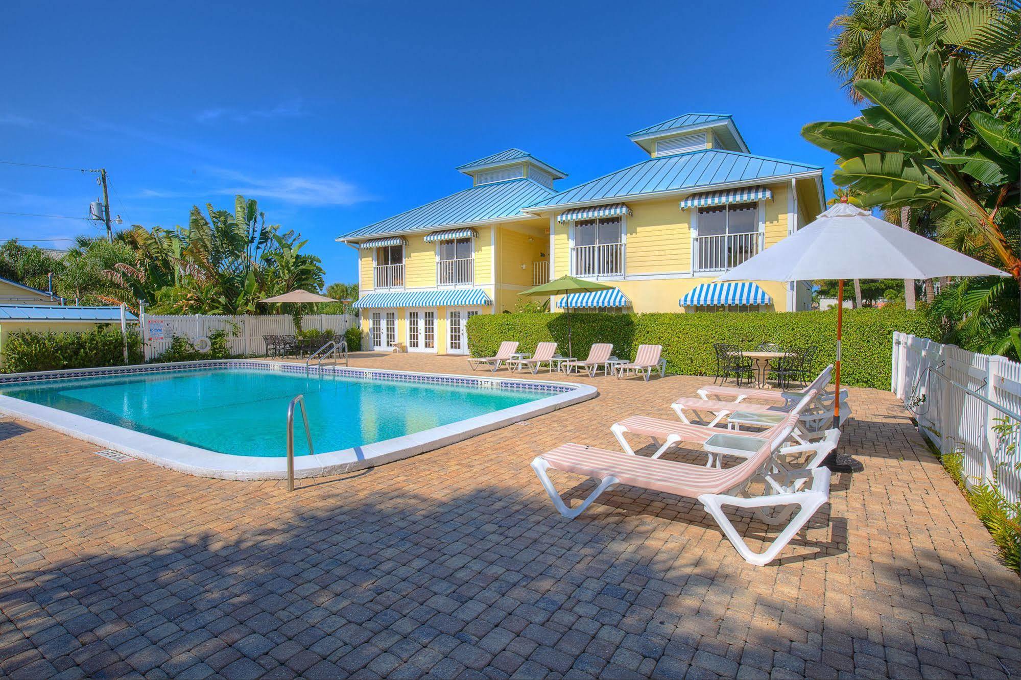 Naples Garden Inn Екстериор снимка